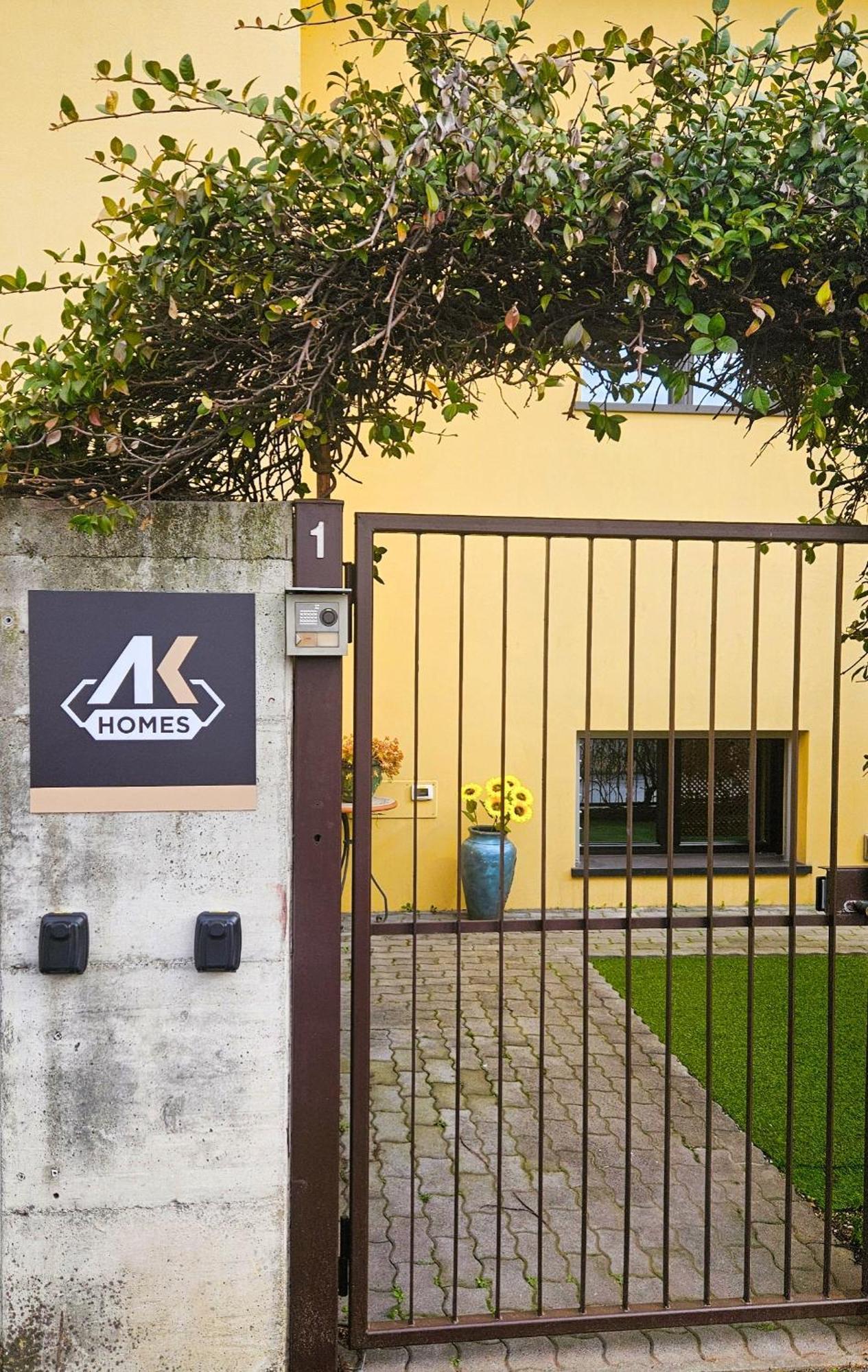 Ak Homes, A Due Passi Da Orio Azzano San Paolo Buitenkant foto